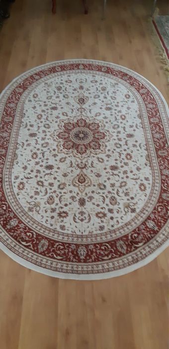 Продам ковры хорошие