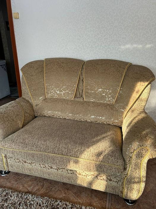 Продам мягкий уголок