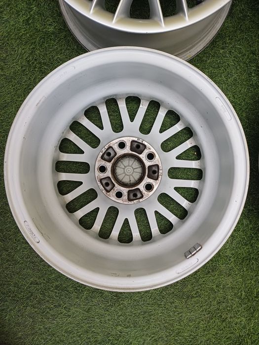 Диски R16 5x120 на BMW.
