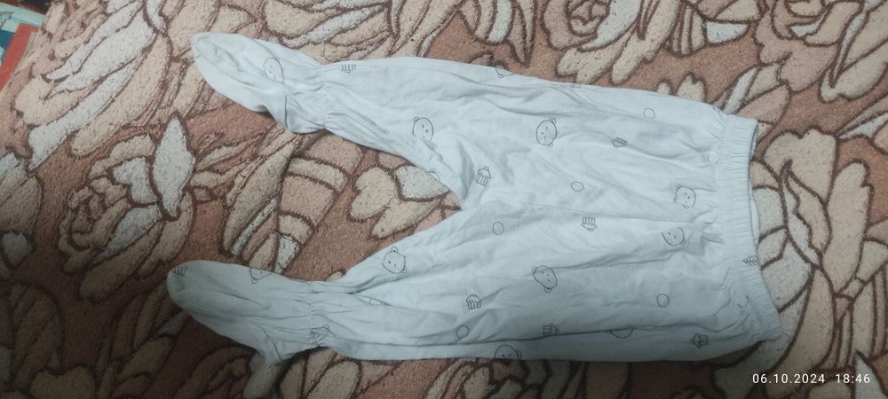 Продам детские вещи