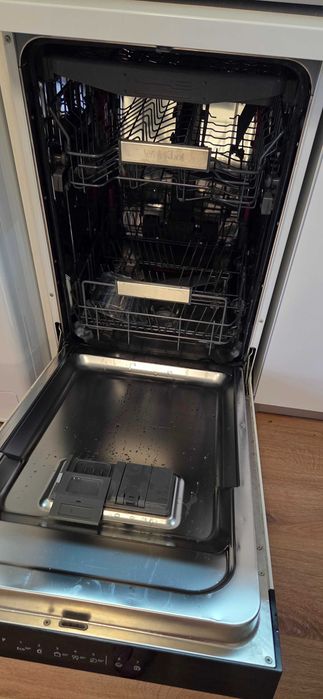 Съдомиялна Whirlpool шестто чувство