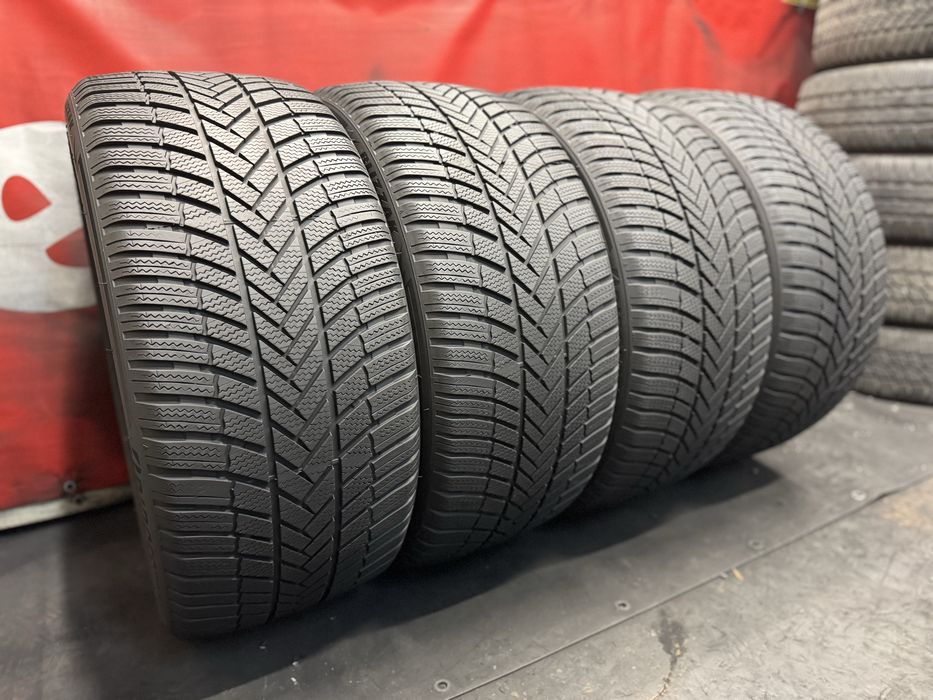 285 40 21, Зимни гуми, Bridgestone BlizzakLM005, 4 броя