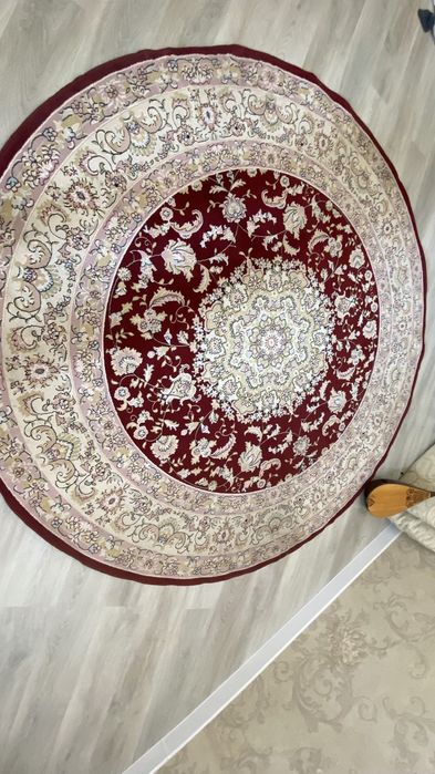 Ковер в хорошем состояний