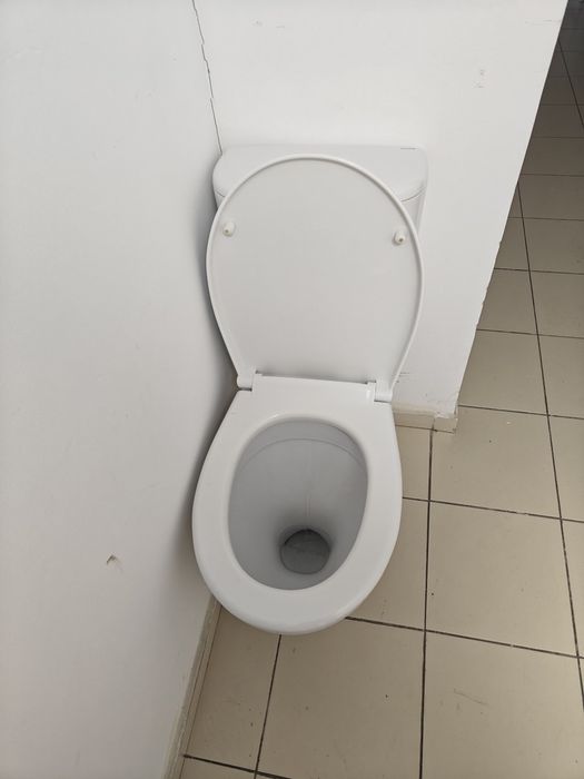 Продам унитаз, в отличном состоянии!