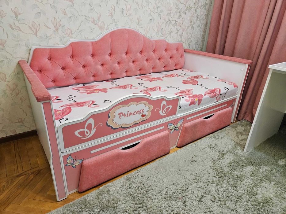 Продам кровать детскую