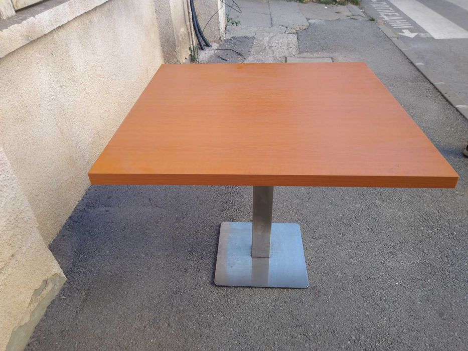 Маси за заведение