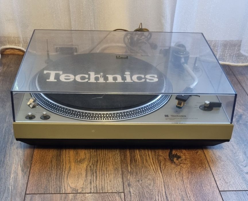 Technics SL-1500mk1