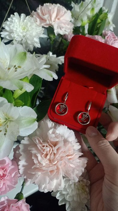 Луи Витон серьги