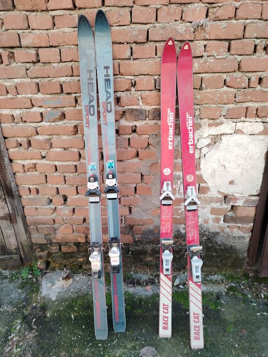 De vânzare ski-uri