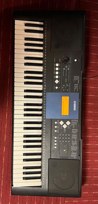 Orga yamaha psr e333