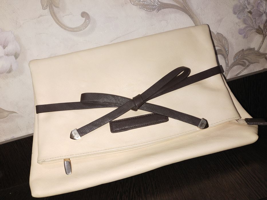 Продается сумка-клатч