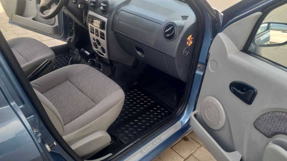 Vand Dacia LOGAN (  model Laureate),1 5dci,an 2008,km reali 95000,AC