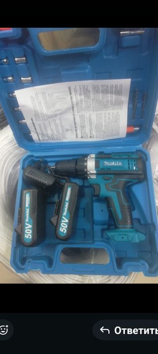 Шурупаверт новый Макита