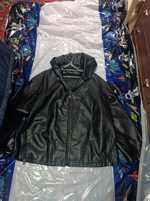 Куртки и спортивки