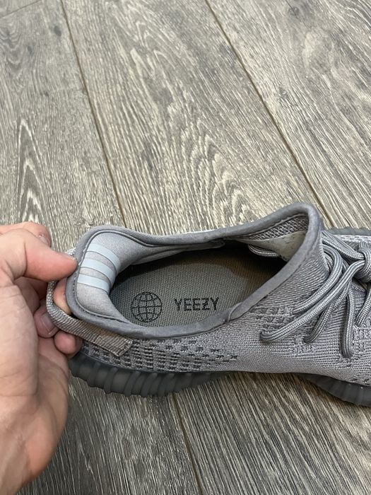 Adidas Yeezy Boost 350