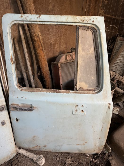 Продам двери на Газ 53
