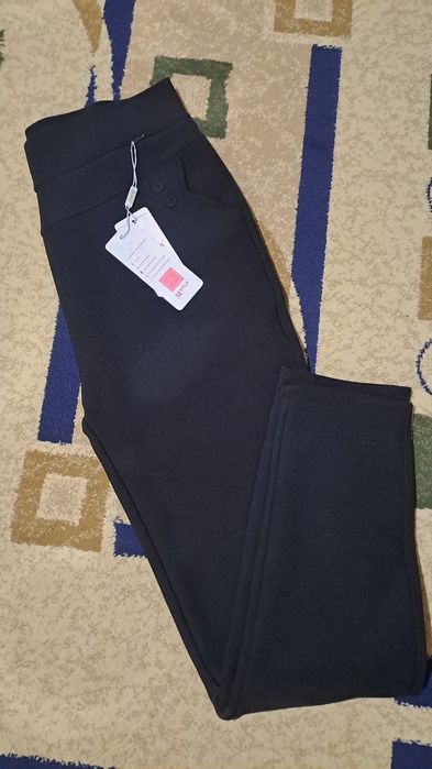 Продаются женские брюки