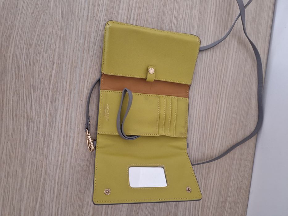 Gentuta  plic cu curea