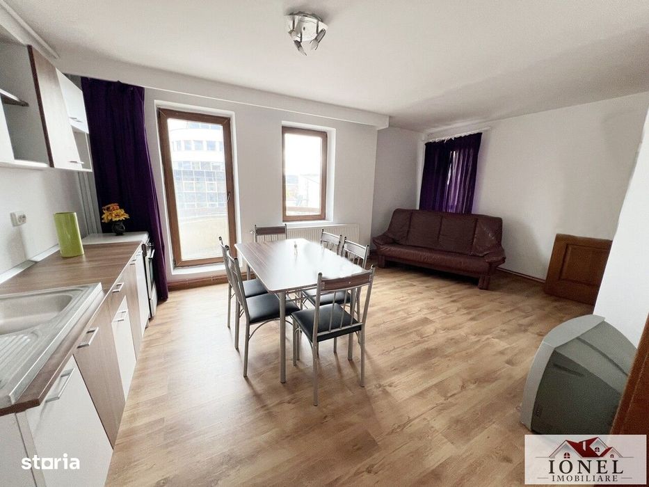 Apartament trei camere de vanzare in Alba Iulia, Centru