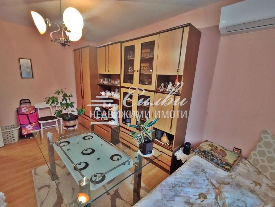 Продава се Тристаен апартамент в Шумен, Тракия - 82 кв.м за 1182 €/кв.м - Снимка #2