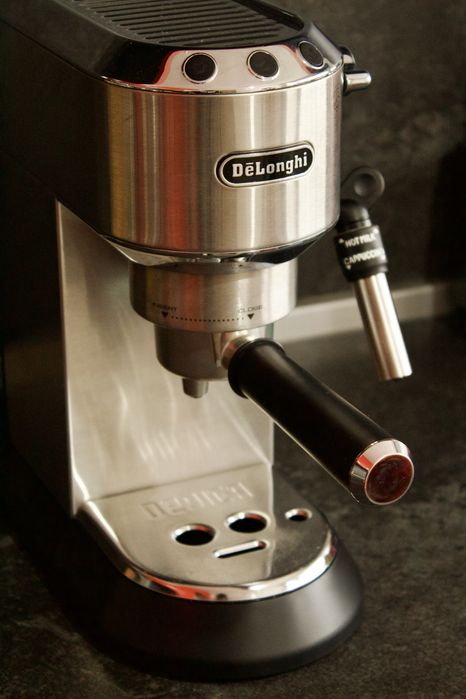 Кафемашина Delonghi Dedica