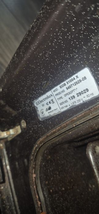 Cuptor Electrolux eob31004x piese