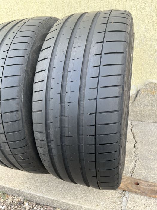 2 бр. летни гуми 255/45/19 Vredestein DOT 1419 5 mm