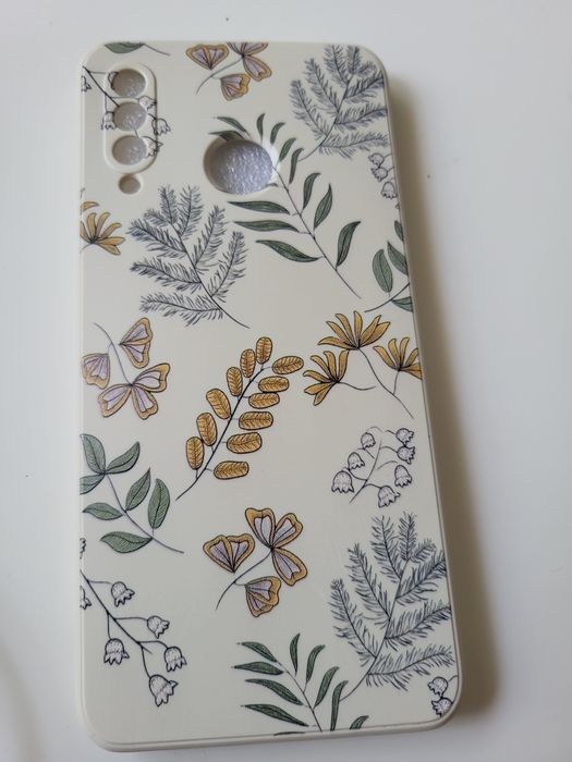 Нови кейсове за телефони