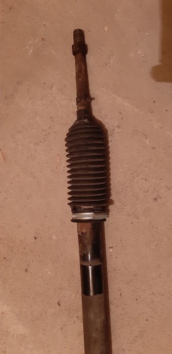 Продавам кормилна рейка за Hyundai i 20