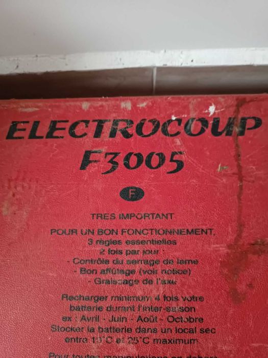 Акумулаторна ножица