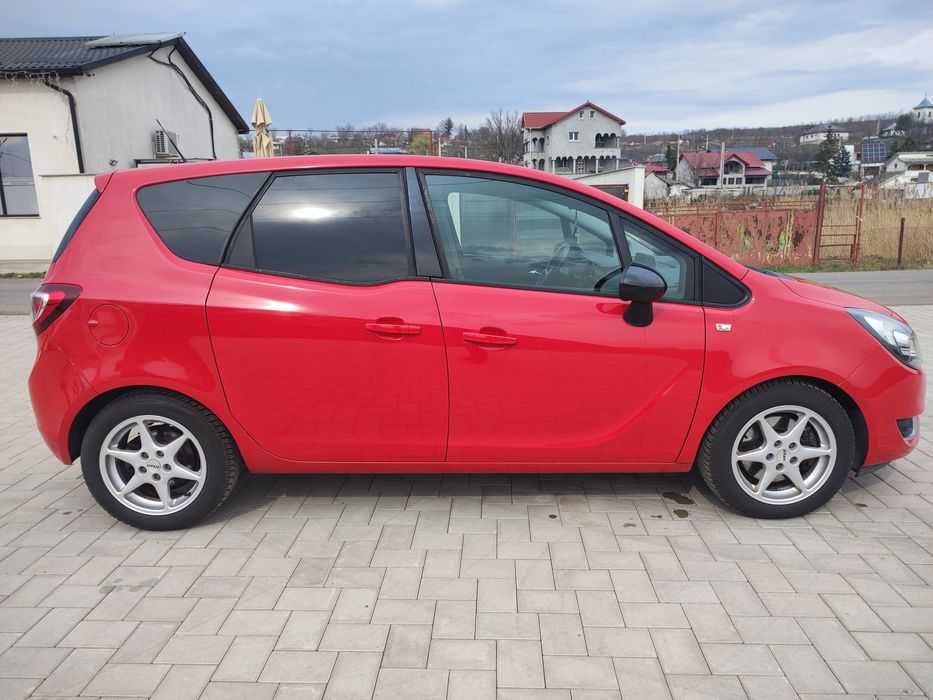 Opel Meriva  B ( model 2015 )