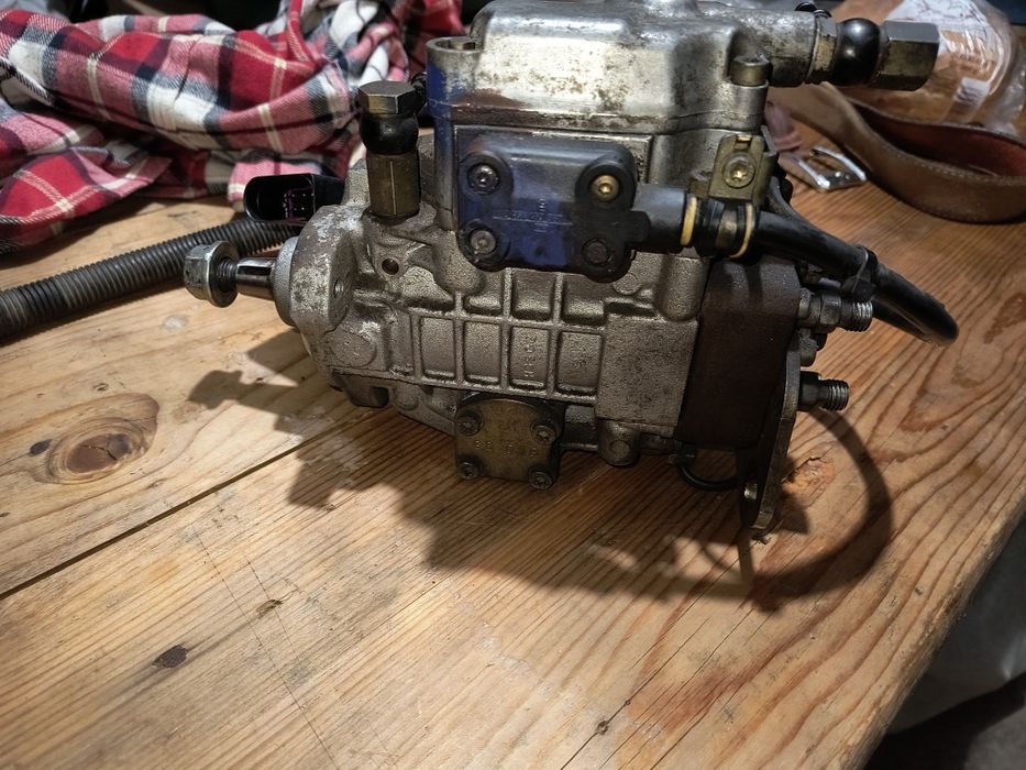 Pompă de injecție W LT 28-35 Motor ANJ 109 cai.