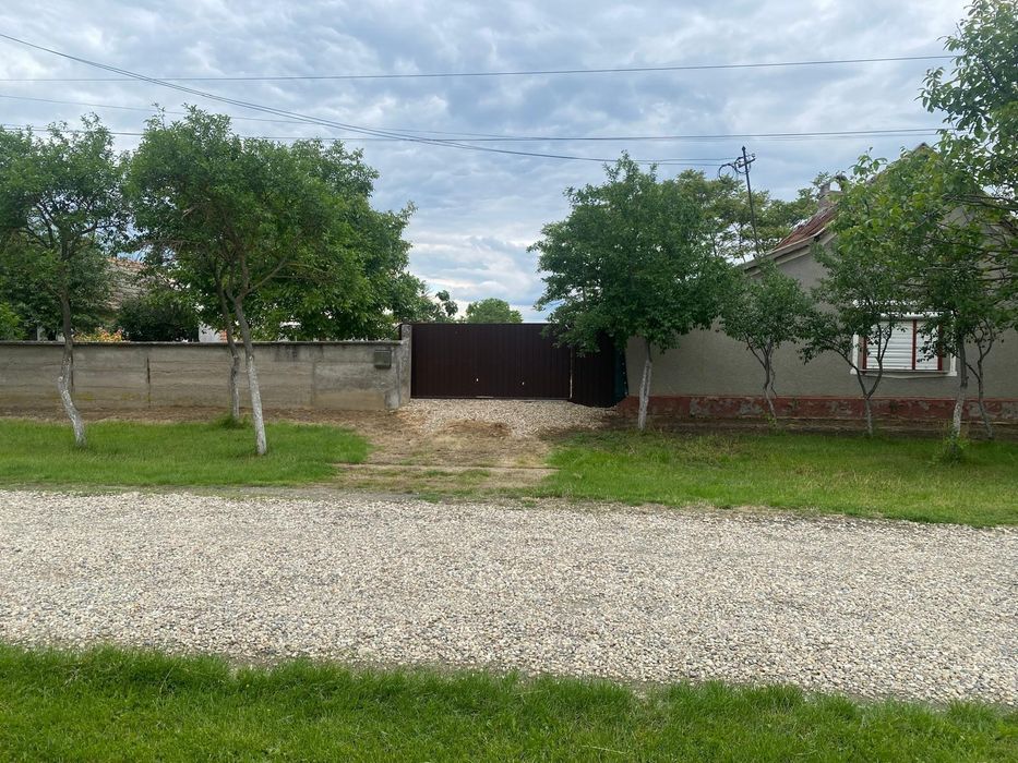 Casa de vacanta cu un teren generos
