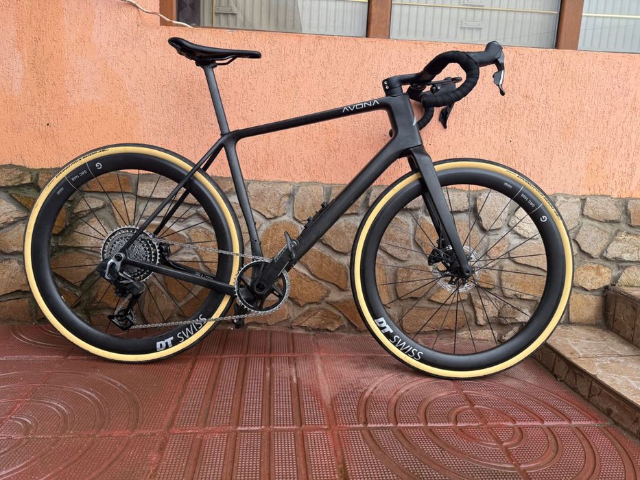 Avona callis шосеен велосипед висок клас