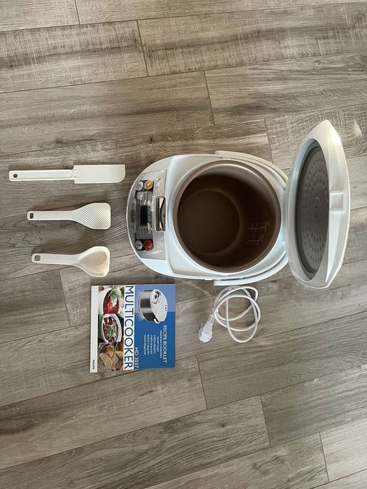 Мултикулър Fhilips HD 3037