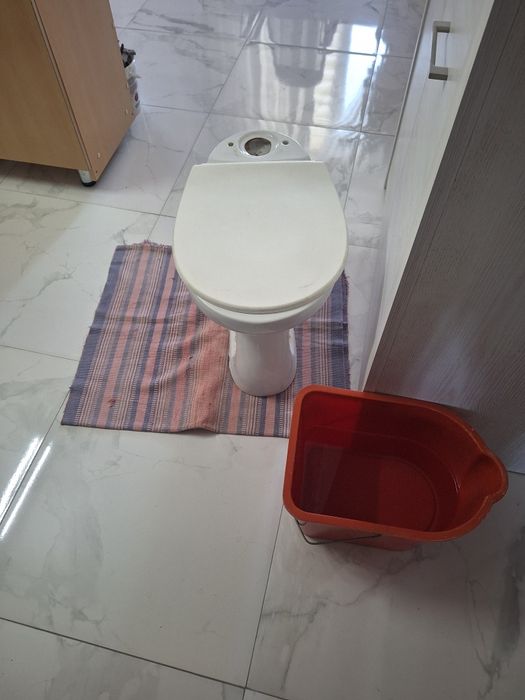 Унитаз без бачка