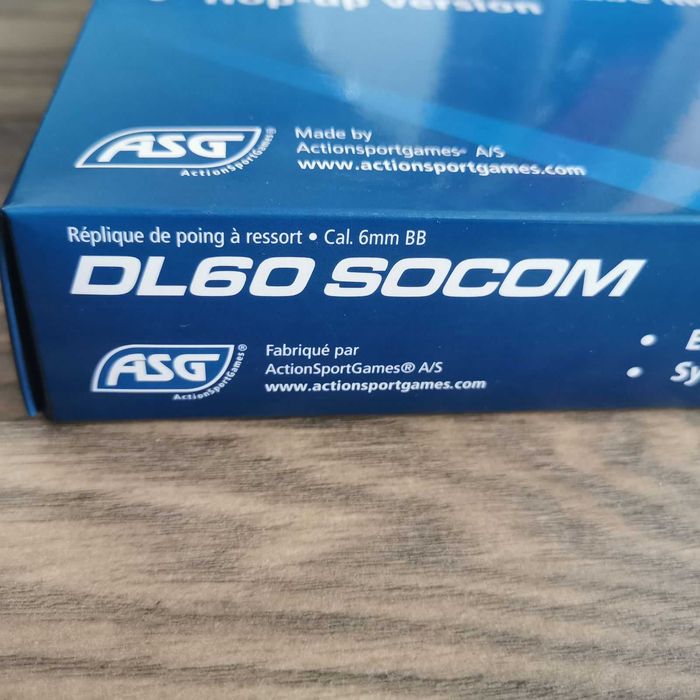 Еърсофт реплика DL 60 SOCOM със заглушител. Пружинен механизъм Airsoft