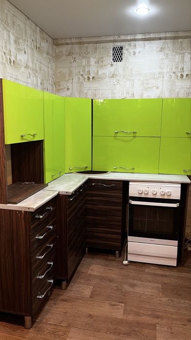 Продам кухонный гарнитур