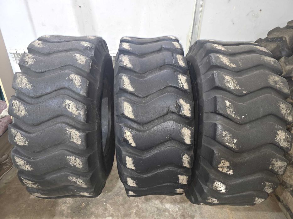 Шины 17.5-25 бу для погрузчика