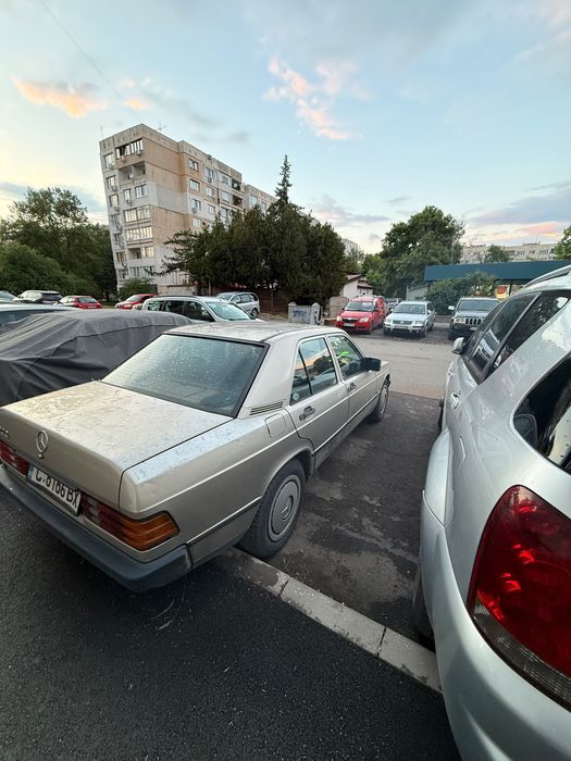 Автомобил за продажба