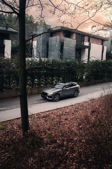 Jaguar F-pace S /ACC+ обсух/FULL/pano/alcantara/всички екстри за модел