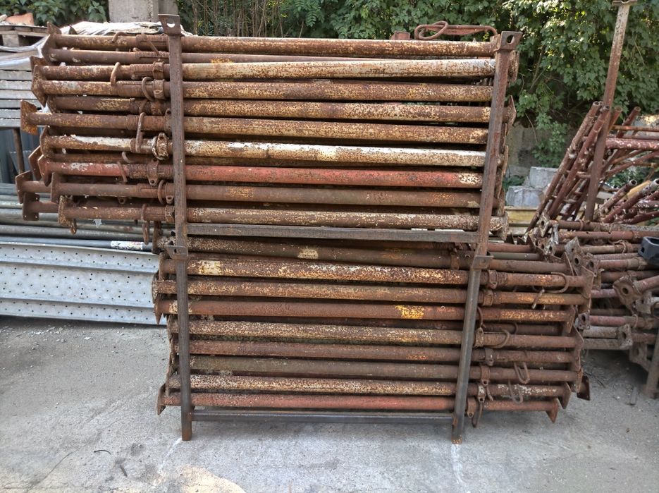 Подпори - хюнебеци - шпризи - под наем