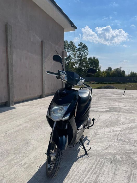 Scuter electric fara permis Volta