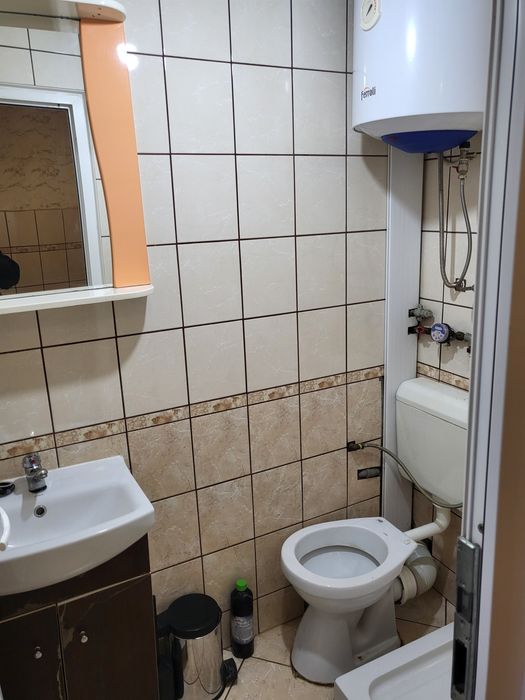 Garsoniera de închiriat