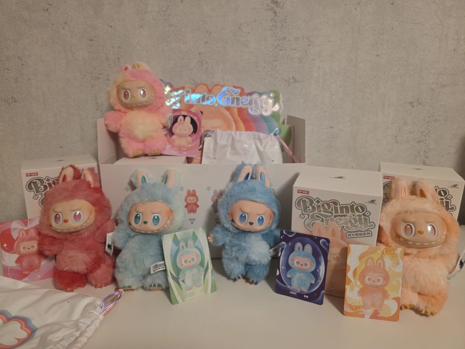 Big into energy - оригинални лабубу