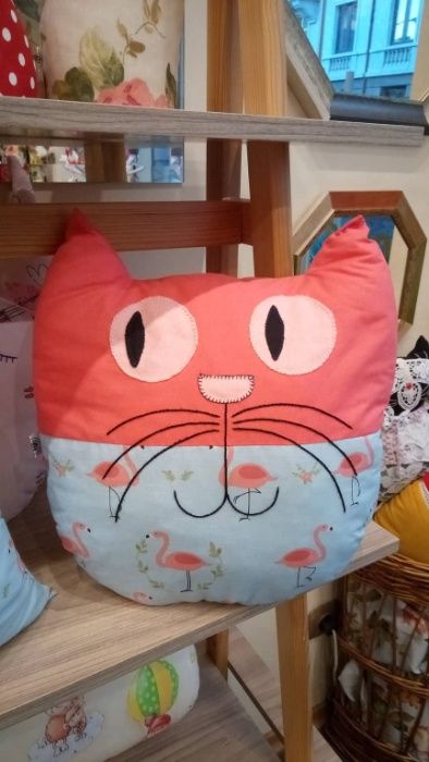 Разпродажба! Ръчноушити бебешки и детски играчки