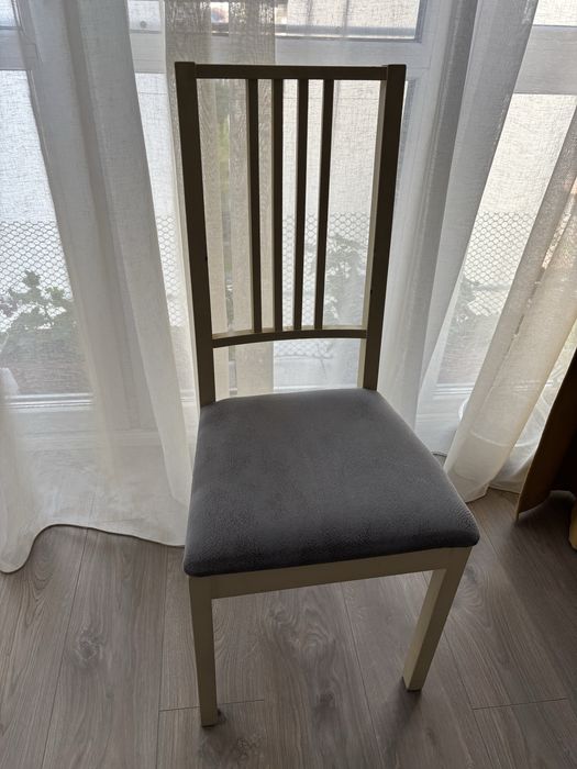 4 Scaune Ikea, state perfecta de functionare