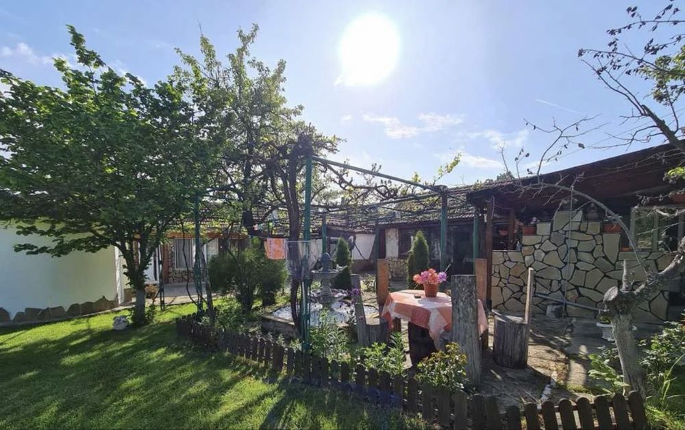 Къща в село Турчинча