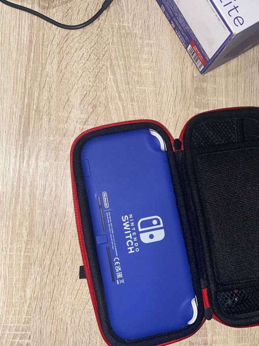 Nintendo Switch Lite прошитая