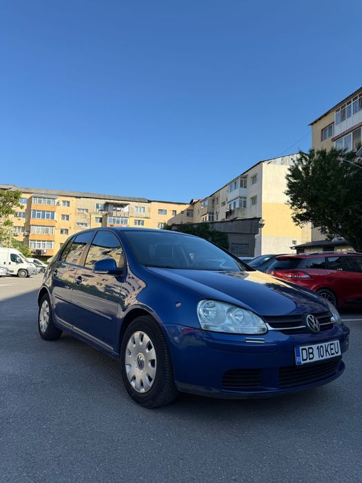 Vând golf 5 2007 1.6 Benzina